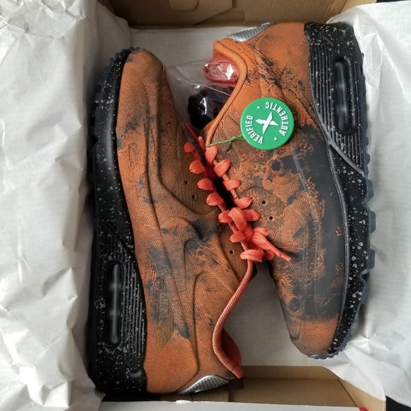 mars landing air max 90 reflective